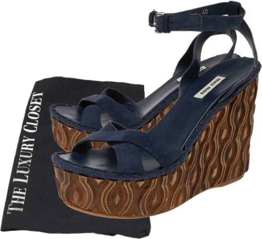 Miu Pre-owned Suede sandals Blue Dames