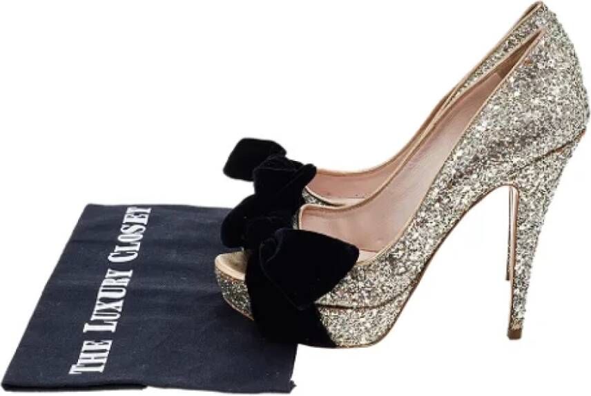 Miu Pre-owned Velvet heels Yellow Dames