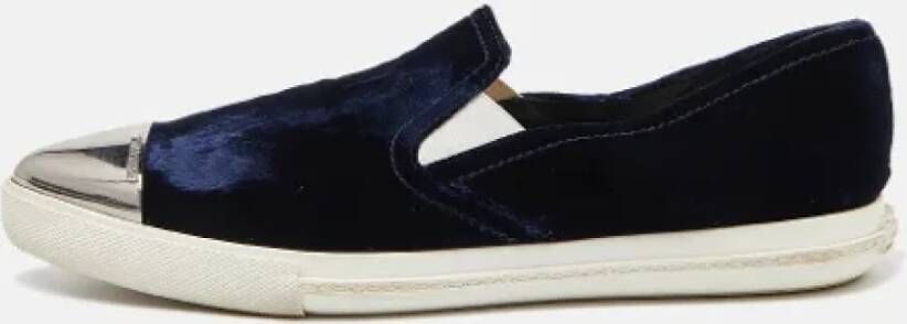 Miu Pre-owned Velvet sneakers Blue Dames