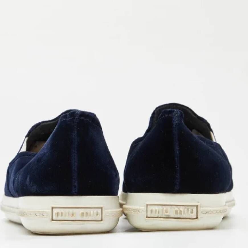 Miu Pre-owned Velvet sneakers Blue Dames