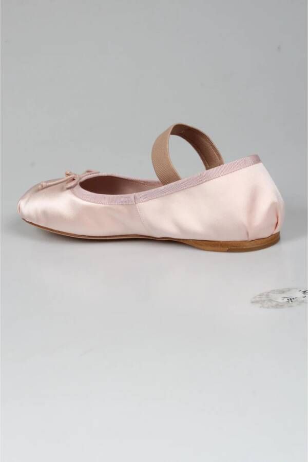 Miu Satin Ballerina met Logo Elastische Band Pink Dames