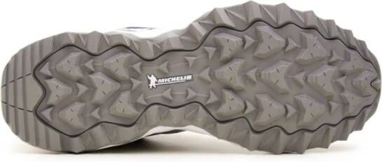Mizuno Low Top Sneakers