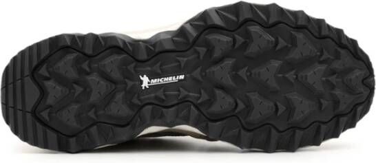 Mizuno Low Top Wave Mujin Sneakers