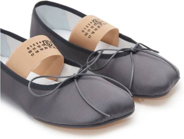 MM6 Maison Margiela Grijze platte schoenen met handtekeningdetails Gray Dames