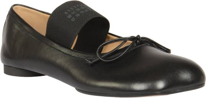 MM6 Maison Margiela Platte schoenen voor vrouwen Black Dames