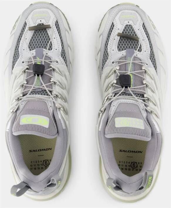 MM6 Maison Margiela Zilveren Synthetische Sneakers Ronde Teen Gray Heren