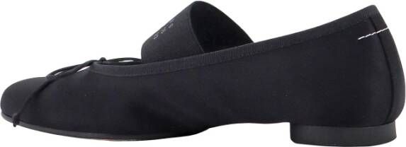 MM6 Maison Margiela Zwarte Ballerina`s met Iconische Tabi Teen Black Dames