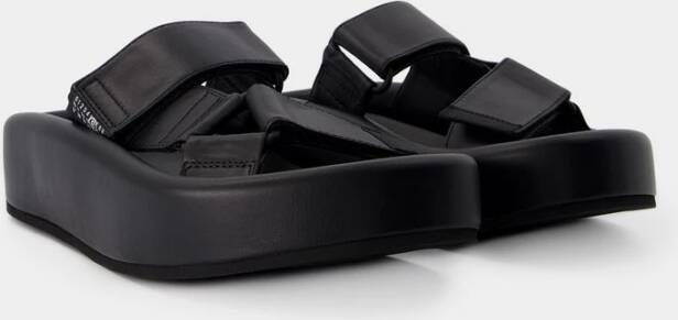 MM6 Maison Margiela Zwarte Synthetische Sandalen Amandel Teen Black Heren