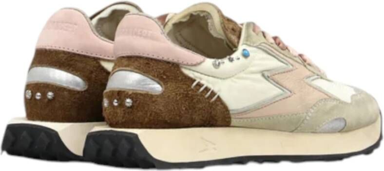 MOA Master OF Arts Bruine Sneakers met Roze Hielstuk