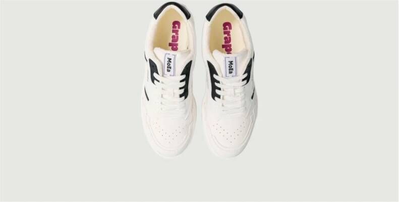 MoEa Sneakers