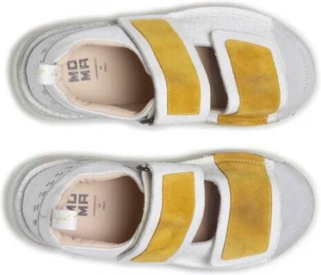 Moma Sandals schoenen Geel Dames