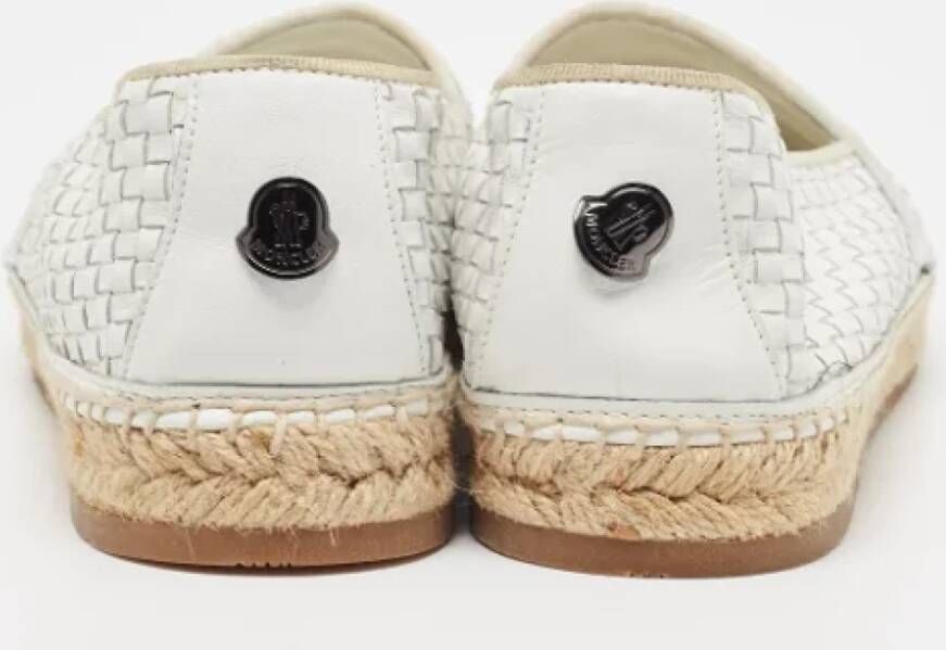 Moncler Pre-owned Leather flats White Dames