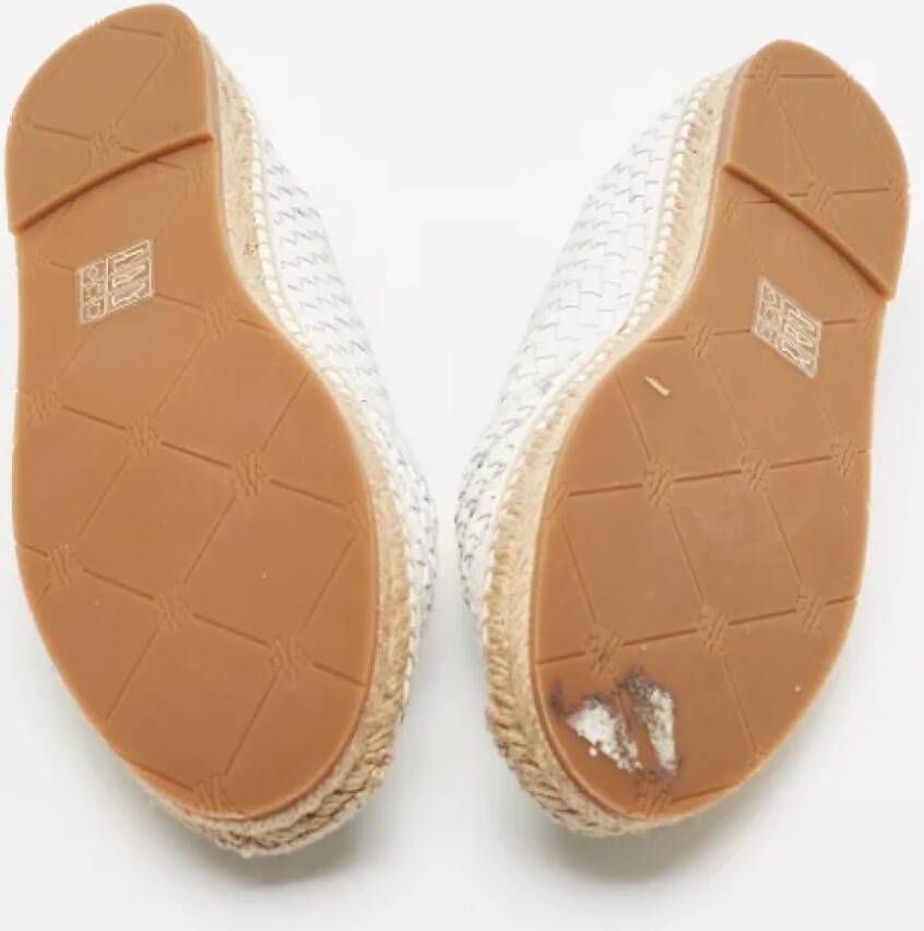 Moncler Pre-owned Leather flats White Dames
