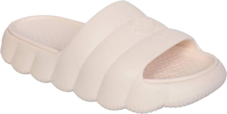 Moncler Beige Gewatteerde Sandalen voor Dames Beige Dames