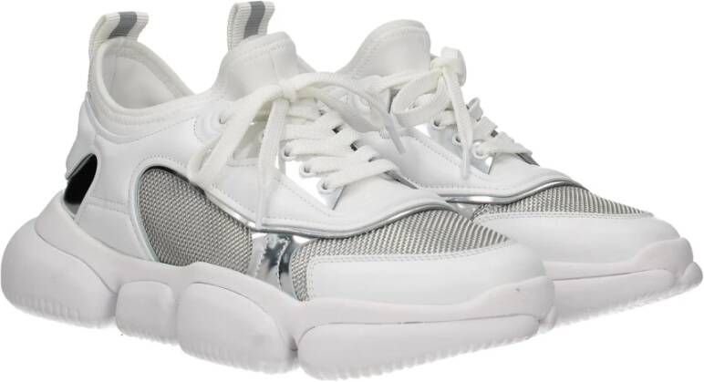 Moncler Low-Top Sneakers met Oversized Sole Wit Dames