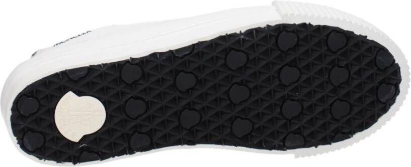 Moncler Witte Stoffen Sneakers Street Style
