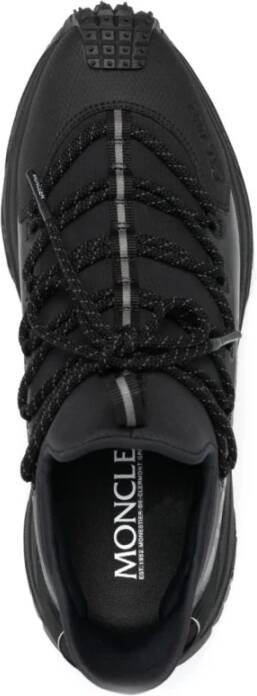 Moncler Zwarte Sneakers met Polyamide Bovenwerk