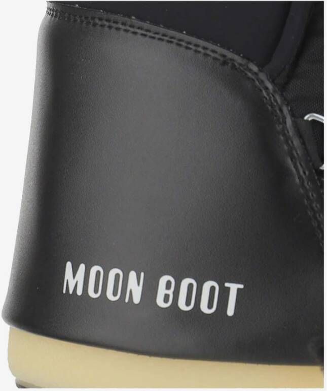 moon boot Low Nylon Model voorste veter instelbaar Drawstring Sluiting Logo Detail Rubberzool Ambidexch niet-slip rubber loopvlak zwart gemaakt in Roemenië enstelling: 100% gerecycled polyethyleen; Voering: 100% polyester Zwart Dames