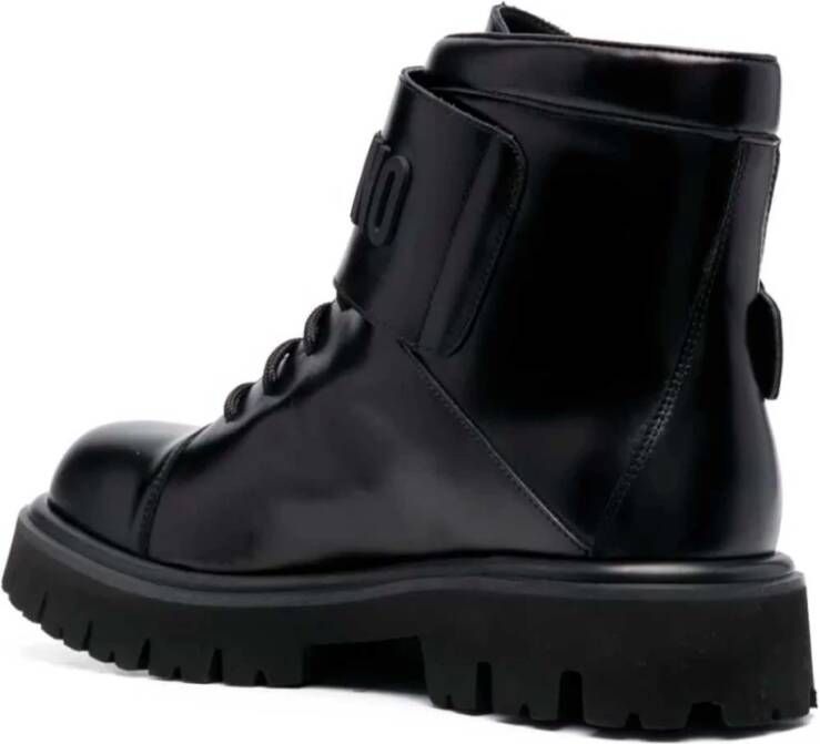 Moschino Leren veterschoenen met reliëflogo Black Heren