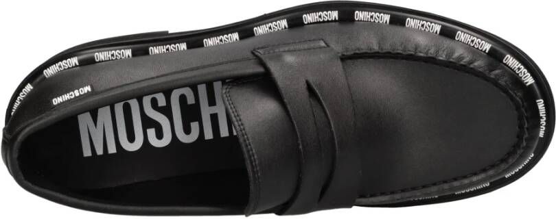 Moschino Platte schoenen Zwart