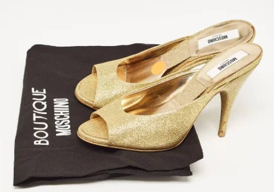 Moschino Pre-Owned Pre-owned Fabric heels Yellow Dames