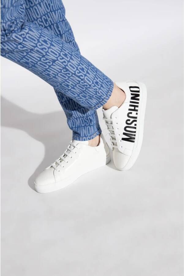 Moschino Witte Leren Sneakers met Vetersluiting White Dames - Foto 5