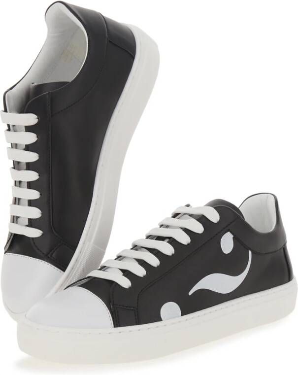 Moschino Symbool Sneakers Zwart Wit Contrast Black Dames