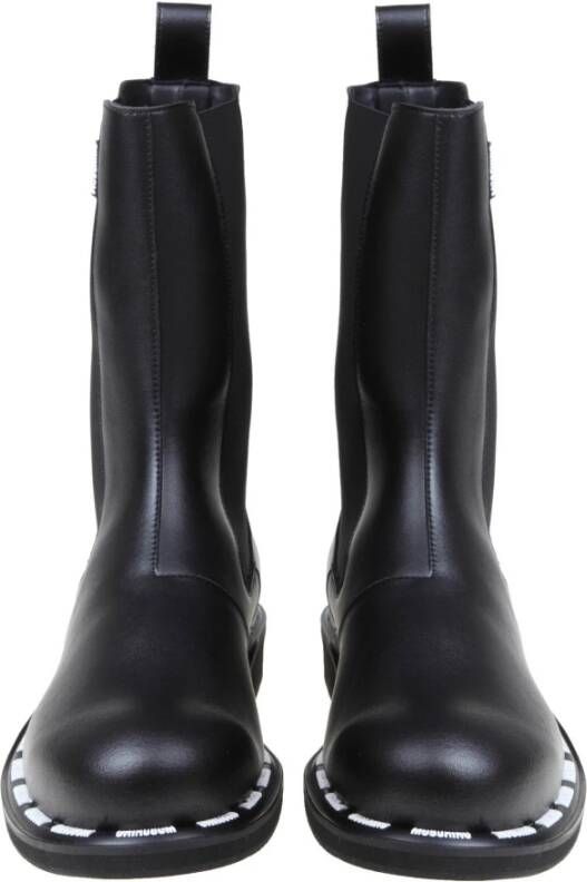 Moschino Zwarte enkellaarsjes van veganistisch leer Aw23 Black Dames