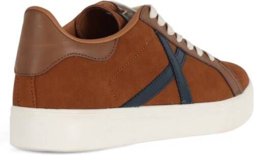Munich Sneakers van suède met vetersluiting Brown Heren
