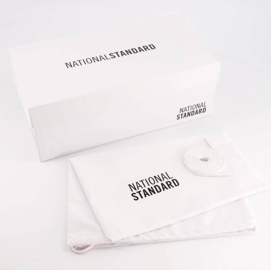National Standard Edition 9 Wit Geel Leer. White Dames