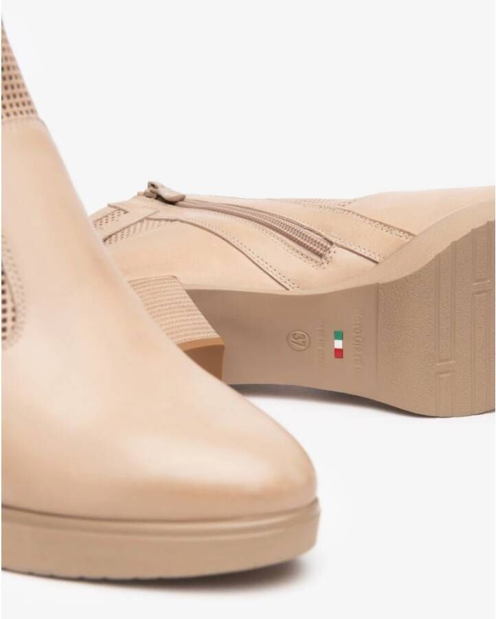 Nerogiardini Beige Geperforeerde Laarzen