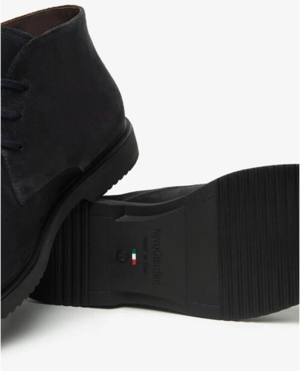 Nerogiardini Blauwe Suède Chukka Boots