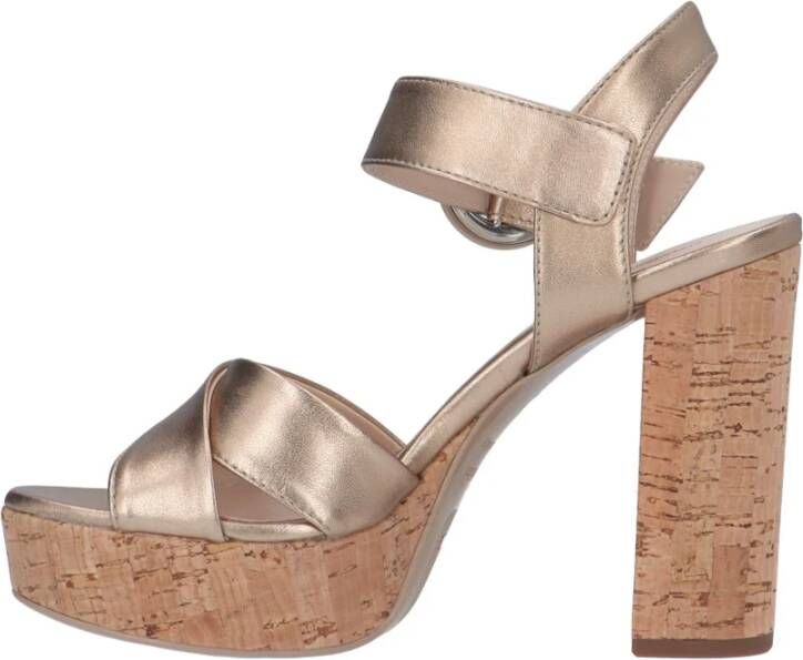 Nerogiardini Heels Beige Dames