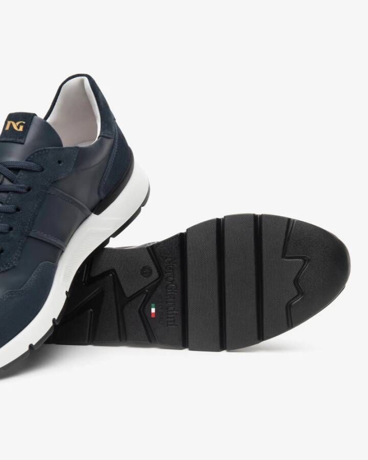 Nerogiardini Leren en suède sneakers charme stijl