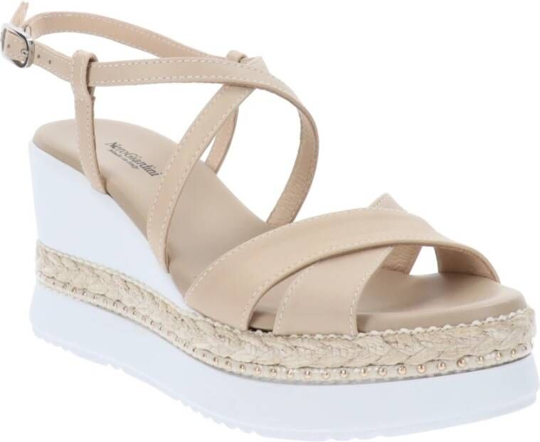 Nerogiardini Leren Gesp Sandalen Beige Dames