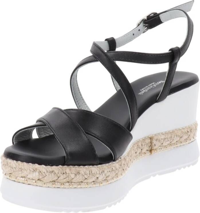 Nerogiardini Leren Gesp Sandalen Black Dames