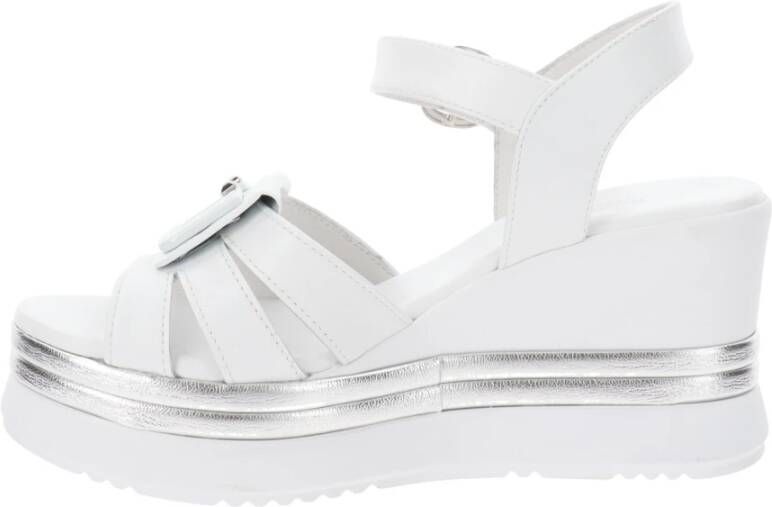 Nerogiardini Leren Gesp Sandalen White Dames