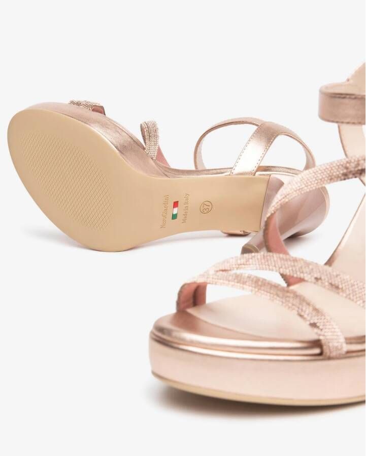 Nerogiardini Poeder Sandalen met Laminato Plat