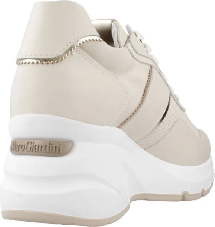 Nerogiardini Sneakers Beige White Dames