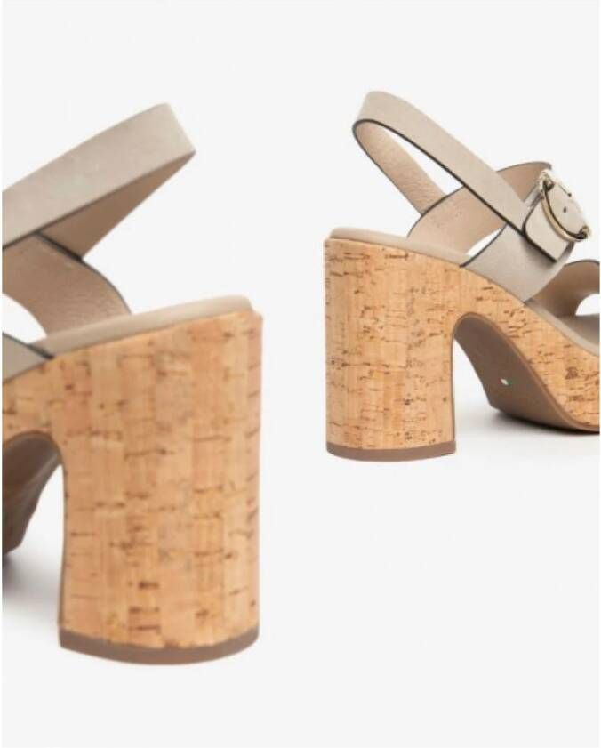 Nerogiardini Velours Marsala Sandalen met Hoge Hak