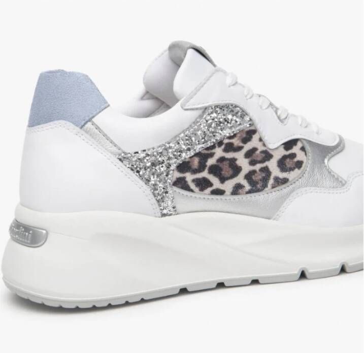 Nerogiardini Witte lage sneaker voor vrouwen
