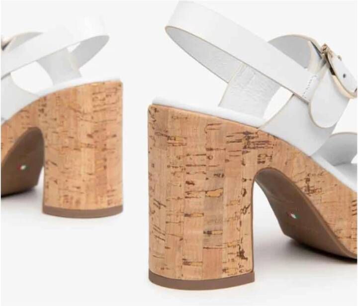 Nerogiardini Witte leren sandalen