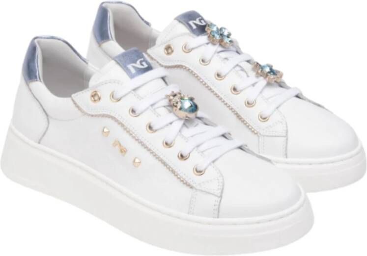 Nerogiardini Witte leren sneakers met blauwe metallic details White Dames