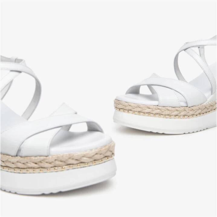 Nerogiardini Witte sleehak sandaal White Dames