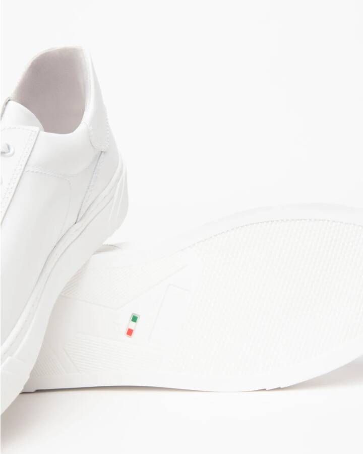 Nerogiardini Witte Sneakers met Cassetta