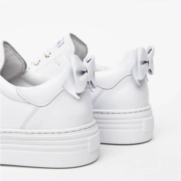 Nerogiardini Witte sneakers met strik