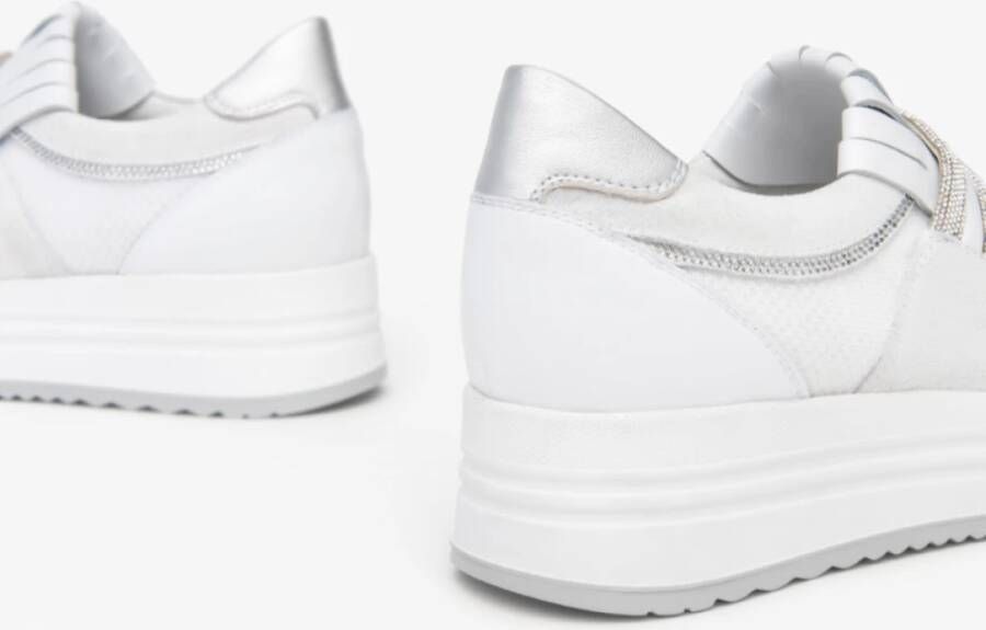 Nerogiardini Witte Sneakers voor Vrouwen Multicolor Dames