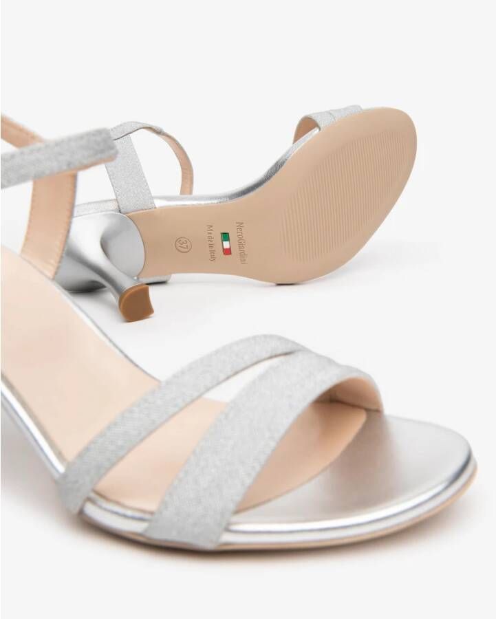 Nerogiardini Zilveren Sandalen met Microglitter