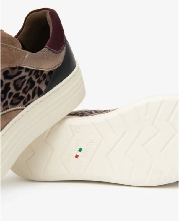 Nerogiardini Zwarte leren en bruine suède sneakers