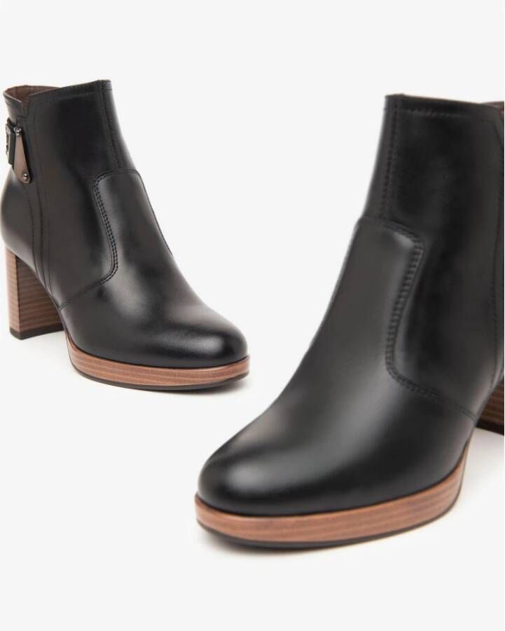 Nerogiardini Zwarte leren gesp enkellaarzen Black Dames